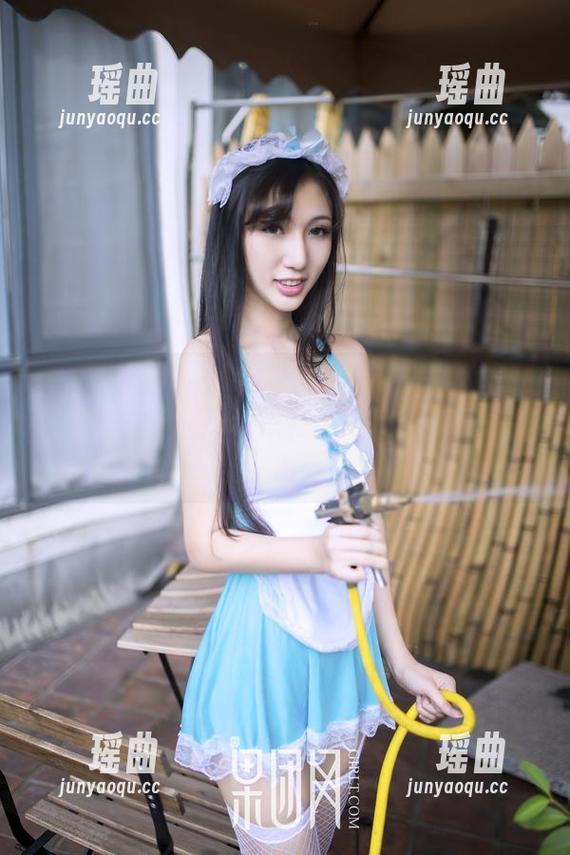 GIRLT果团网-莫雅淇 GIRLT果团网 - 莫雅淇写真集:连体衣可是锁住女神的小秘密嘛,哈哈,有意想不到的慵懒气息。