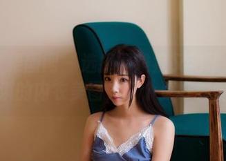 GIRLT果团网 – 选择困难症又犯了！看莫雅淇的内衣美图，哪个更好看呢？
