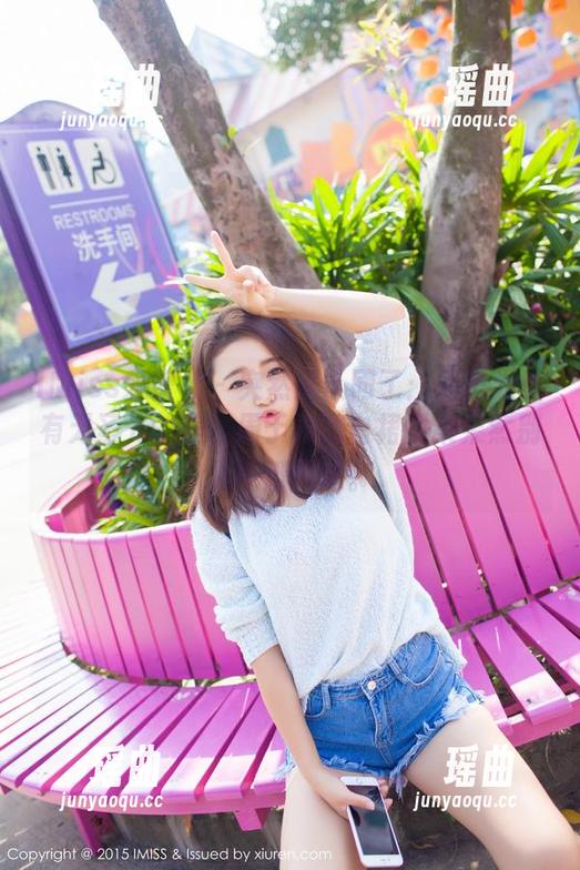 IMiss爱蜜社-周于希 IMiss爱蜜社 - 突然就认同了:无圣光也有无圣光的美,周于希的白裙图集果然别具一番风味。