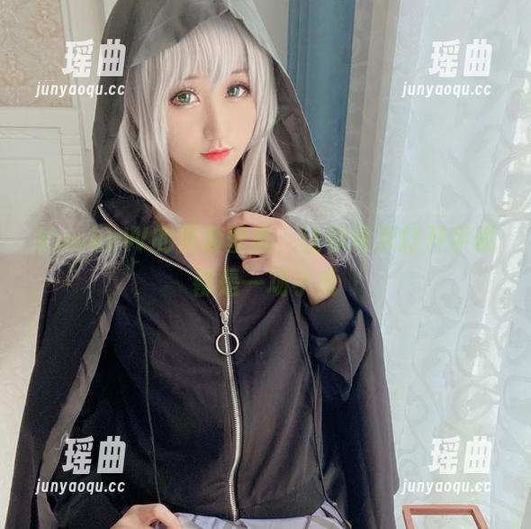 KuukoW KuukoW的便装壁纸,让你每次打开手机都是一场小秀