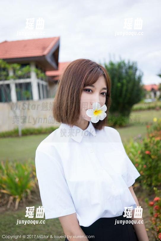 MiStar魅妍社-刘奕宁Lynn MiStar魅妍社 - 不用刷整个月工资,刘奕宁Lynn的圣诞大片,免费任你下载,快来Pick!