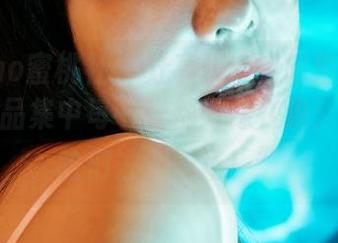 MiiTao蜜桃社 – 分享Lra的旅拍新小天地，作品集中每一张都好像在说：“走，咱们去疯一场！”