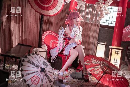 Natsuko夏夏子 美图里的秘书?Natsuko夏夏子的日常隐秘总让我好奇。