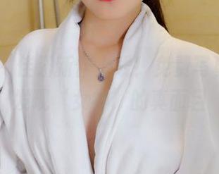 PANS – 佳钰新作上线！免费写真，让你发现‘女神’的真面目