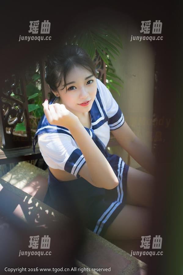QingDouKe青豆客-徐妍馨Mandy QingDouKe青豆客 - 看徐妍馨Mandy校园套图,满满的“我还在学习”气息,呵呵