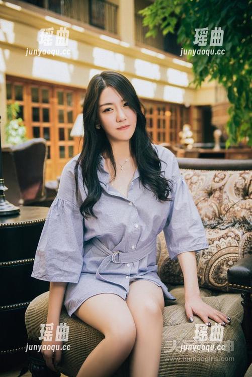 TouTiao头条女神-爱丽莎lisa TouTiao头条女神 - 默默记录的爱丽莎lisa日常图集,咦,今天吃了点奇怪的东西,快来更新品尝!