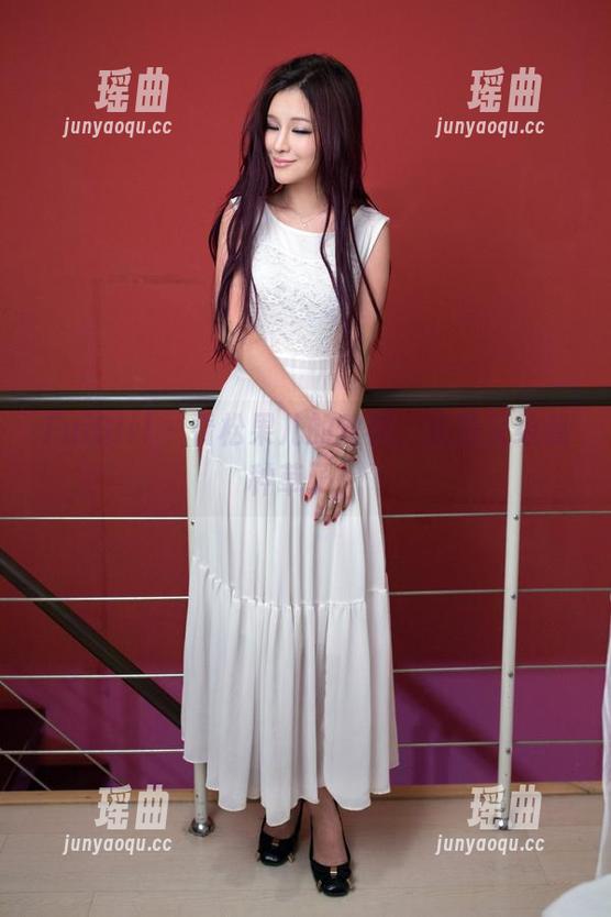TuiGirl-松果儿 TuiGirl - 看松果儿的丝袜,资源又给我种草了!