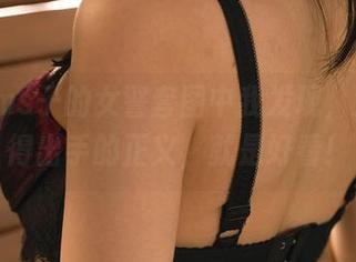 从Vams子的女警套图中我发现，没啥拿得出手的正义，就是好看！