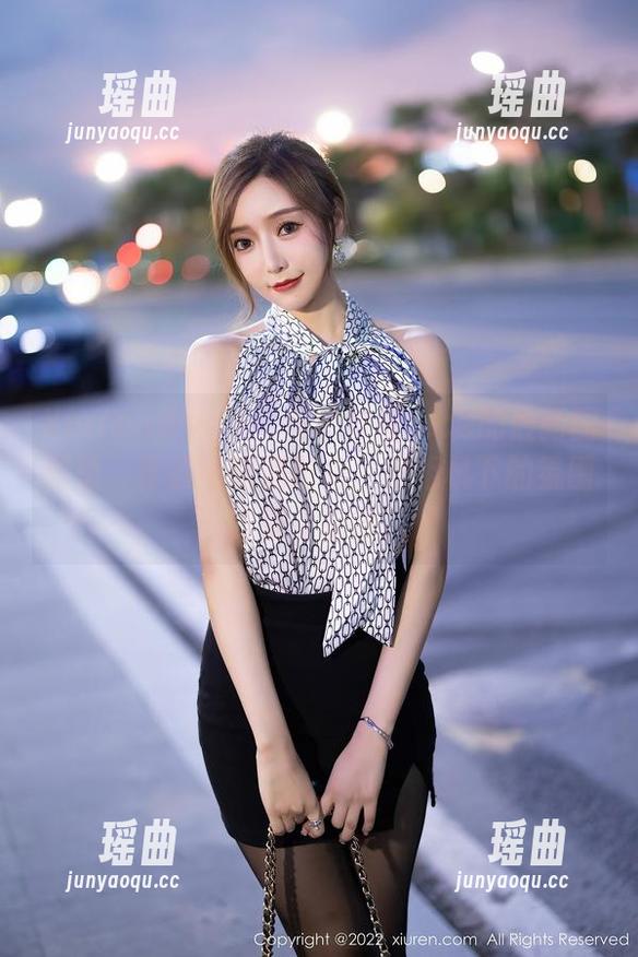 Xiuren秀人网-奈汐酱nice Xiuren秀人网 - 在奈汐酱nice的最新图册里,套装可能是配角,但相机下的氛围才是主角啊!