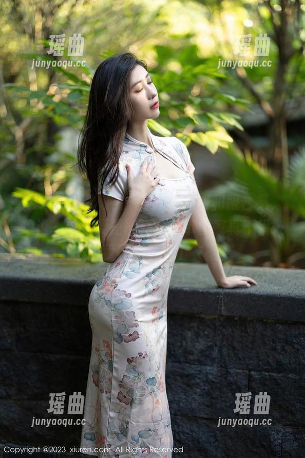 Xiuren秀人网 - 月野兔美妞和服合集，想说一句，要是能把这些带回家真不错……但我可能要买个衣柜。