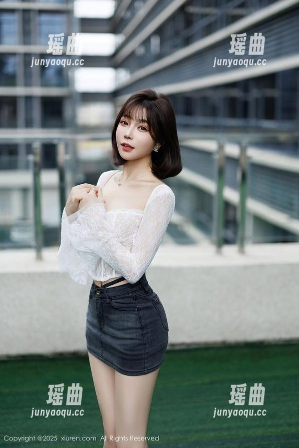Xiuren秀人网-杏子Yada Xiuren秀人网 - 兔女郎成了杏子Yada,原图私房不藏着掖着,来一睹究竟吧!