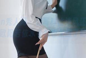 Xiuren秀人网 – 这写真比海风还要清新，欧阳若依水手服也太撩了吧？