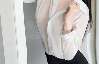 Xiuren秀人网 – 原图看这里！一个不小心，沫晓伊baby被她的套装拯救了。