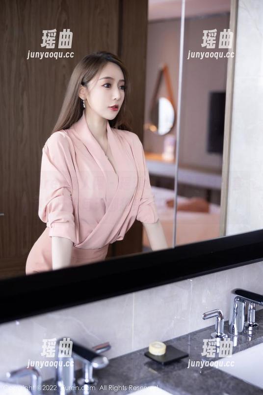 Xiuren秀人网-瑶瑶baby Xiuren秀人网 - 瑶瑶baby的夏日全套图集,让你每天都想来一场“小旅行”!