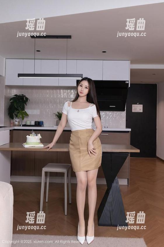 Xiuren秀人网-龙籹cool Xiuren秀人网 - 免费图包在此!龙籹cool与兔女郎,二者结合让我内心一阵窃喜,但外表却难掩尴尬…
