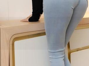 YouMi尤蜜荟 – 一个‘lingyu69’的泳衣合集，别怪我眼睛飞到屏幕上！