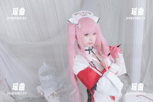 短裙＋asagiriai(爱ちゃん)=一个不靠谱却超级时髦的组合