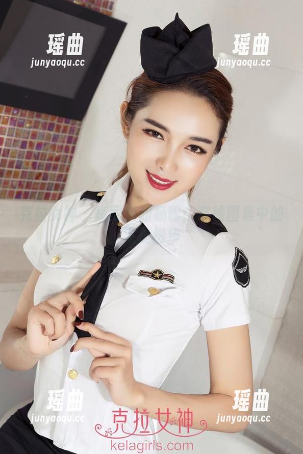 克拉女神-杨暖 克拉女神 - 高跟鞋和杨暖:在线图集中的完美脚步
