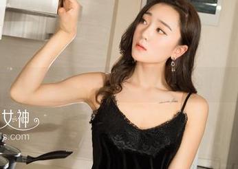克拉女神 – 颖儿的私房美图—裤里丝的微妙暗示