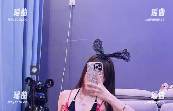 兔宝妮to 微密圈 - 看过兔宝妮to的白丝,才算有品位,赶紧从网盘下载,别皱眉。