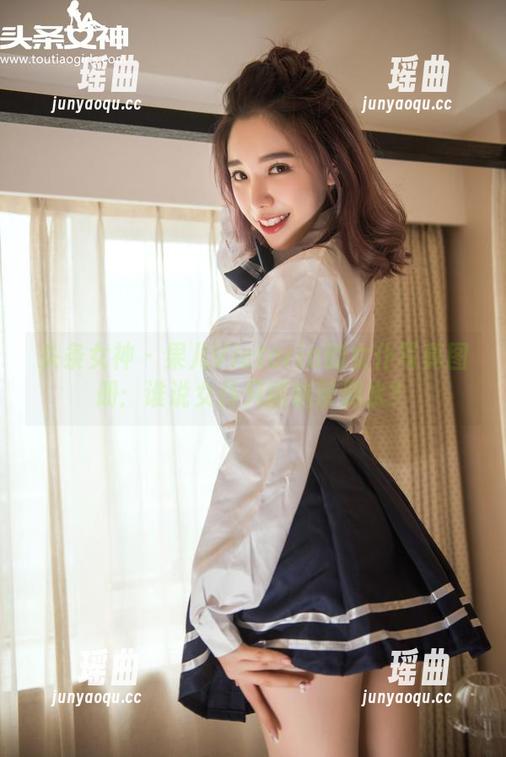 头条女神-果儿Victoria 头条女神 - 果儿Victoria的女仆写真图册:谁说女仆只能端茶倒水?