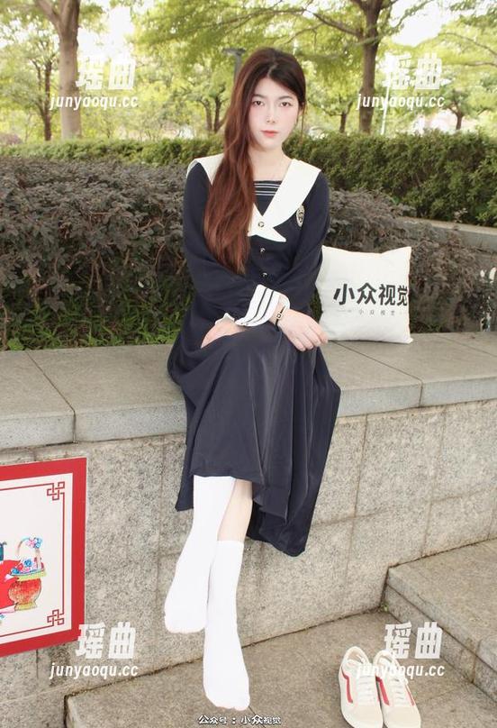小众视觉-小薯条 小众视觉 - 小薯条女友写真:不拖个大文件,快去网盘“下载”最好的!