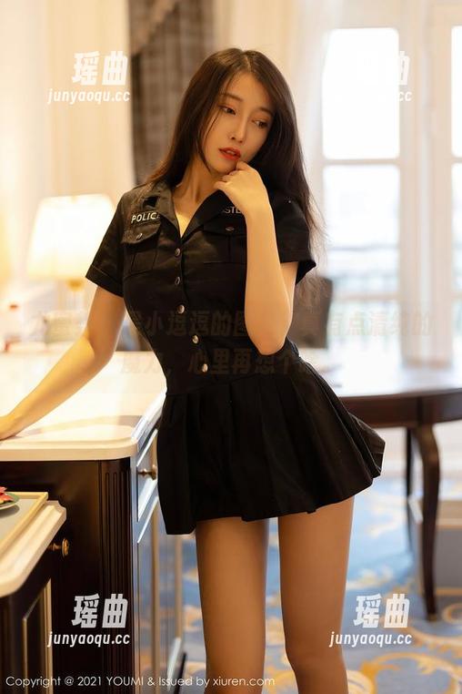 尤蜜荟 - 是小逗逗的图片，真有点清纯的魔力，心里再想个啥。