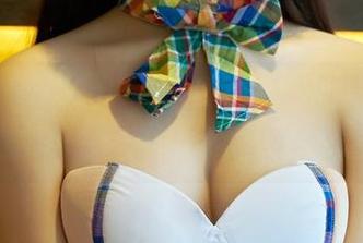 推女郎 – 泳衣说：我和Yu佳妮的图包，免费送你一个潜水梦。