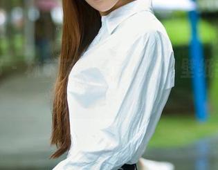 推女郎 – 林萌萌的高清旅拍，壁纸我能用一年！