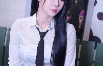 普美Bomi(보미)的[Loozy]夜路图片：也许路边有个会说话的石头…