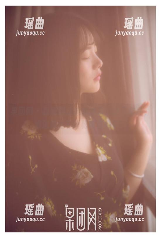 果团网-陈雅漫 果团网 - 我翻到这本陈雅漫的女王作品,难道她还有啥秘笈在其中?
