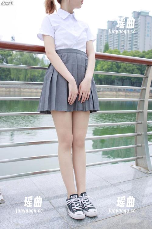 森萝财团 森萝财团的高清丝袜少女,腿部优雅得让人无从抵抗。