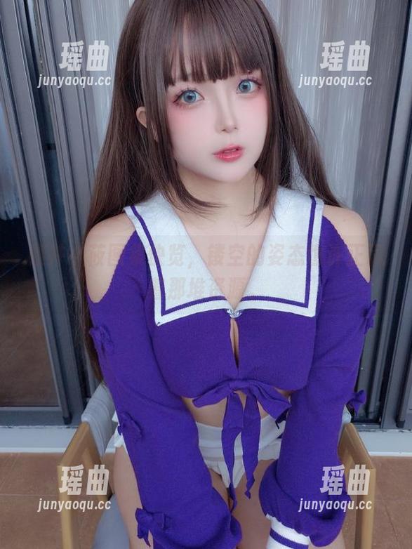 樱井小莜 樱井小莜图集快览,镂空的姿态也许正藏着那堆资源。