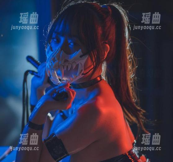 浅安安 在浅安安的教室:每一堂课都像是cos奇幻旅行,脑洞大开!