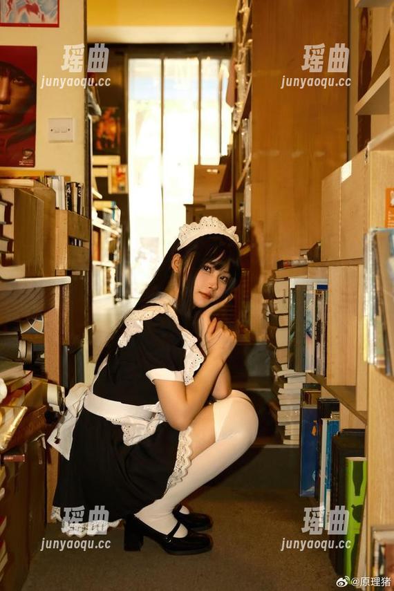 白莉爱吃巧克力 “白莉爱吃巧克力芭芭拉”,又来了一套更新,习惯性地给我一种奇怪的舒适感,几乎快要陷入冥想。