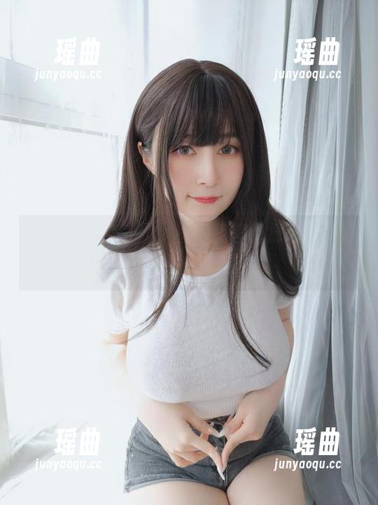 白银81 精选白银81美脚,看得我差点把电脑屏幕舔一遍,哈哈。