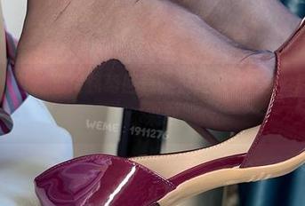 微密圈 – 白龙猫女强势回归，空姐2.0上架，网盘链接等你来取。