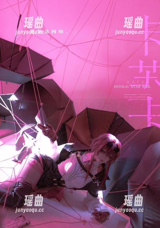 百合欧皇子 免费小玉旗袍:百合欧皇子在这里混搭穿搭资源,来吧来吧,谁能拒绝呢?
