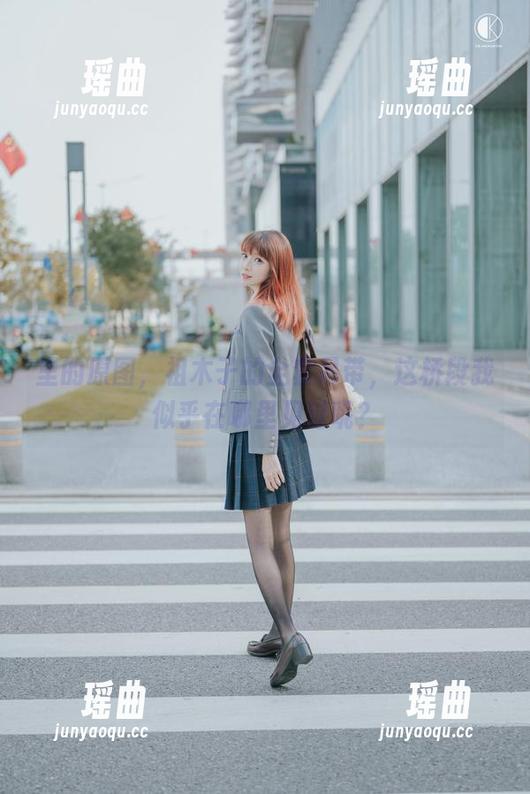 祖木子 里的原图,祖木子的全套吊带,这桥段我似乎在哪里见过呢?