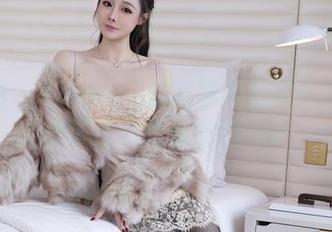 秀人网 – FoxYini孟狐狸的日常：让高清来装点我这杂乱的日子
