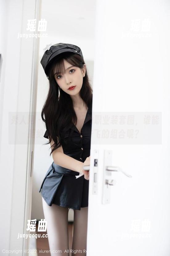秀人网-叶梦轩 秀人网 - 分享叶梦轩的职业装套图,谁能拒绝优雅与干练齐飞的组合呢?