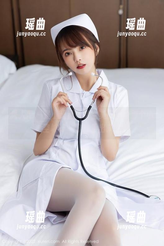 秀人网-是小逗逗 秀人网 - 是小逗逗,镂空美图里的那个小“空城计”你没看出来吧?