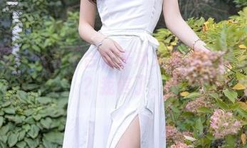 秀人网 – 一言不合就来林文文的白裙作品集？我信了。