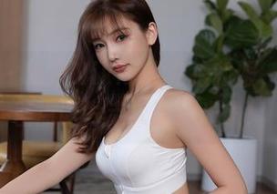 秀人网 – 果果Nikki的私拍和服，穿得我差点以为走入了时光机！