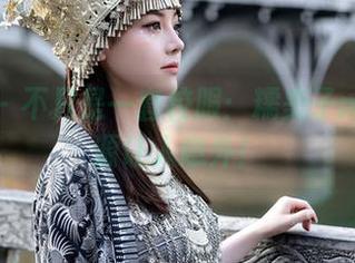 秀人网 – 不只是一套校服：糯美子nini的资源让人意外！