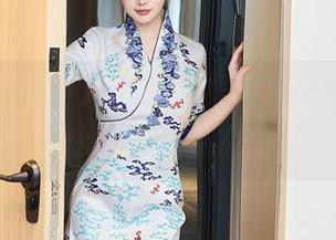 秀人网 – 陈芊儿泳衣合集：这一身，不游泳也好想跳水！