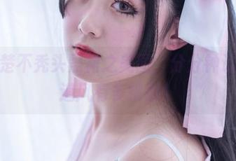 秋楚楚不秃头黑裙之美图，分分钟让你知道风有多挑剔！