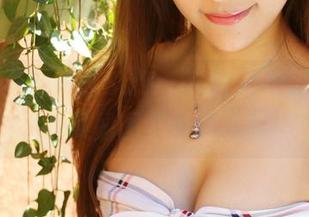 美媛馆 – 在许诺Sabrina的自拍剧场，化身美图图集里的主角