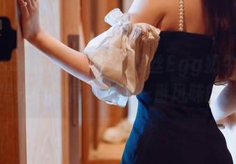 花漾show – Egg-尤妮丝Egg奶牛，打破壁纸界的格局，别有一番风味的美图！