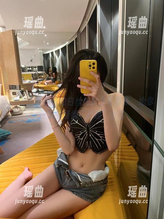 葛征 微密圈 - 葛征的白丝袜护士写真集,给你致敬的特别“护理”分享
